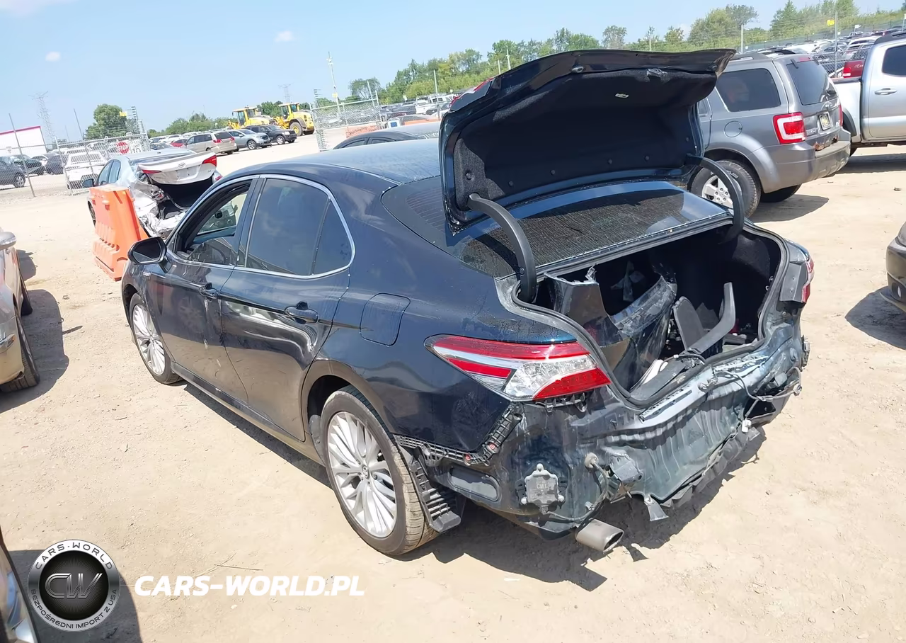 2018 Toyota Camry Hybrid Xle VIN:4T1B21HK1JU500804 - 3