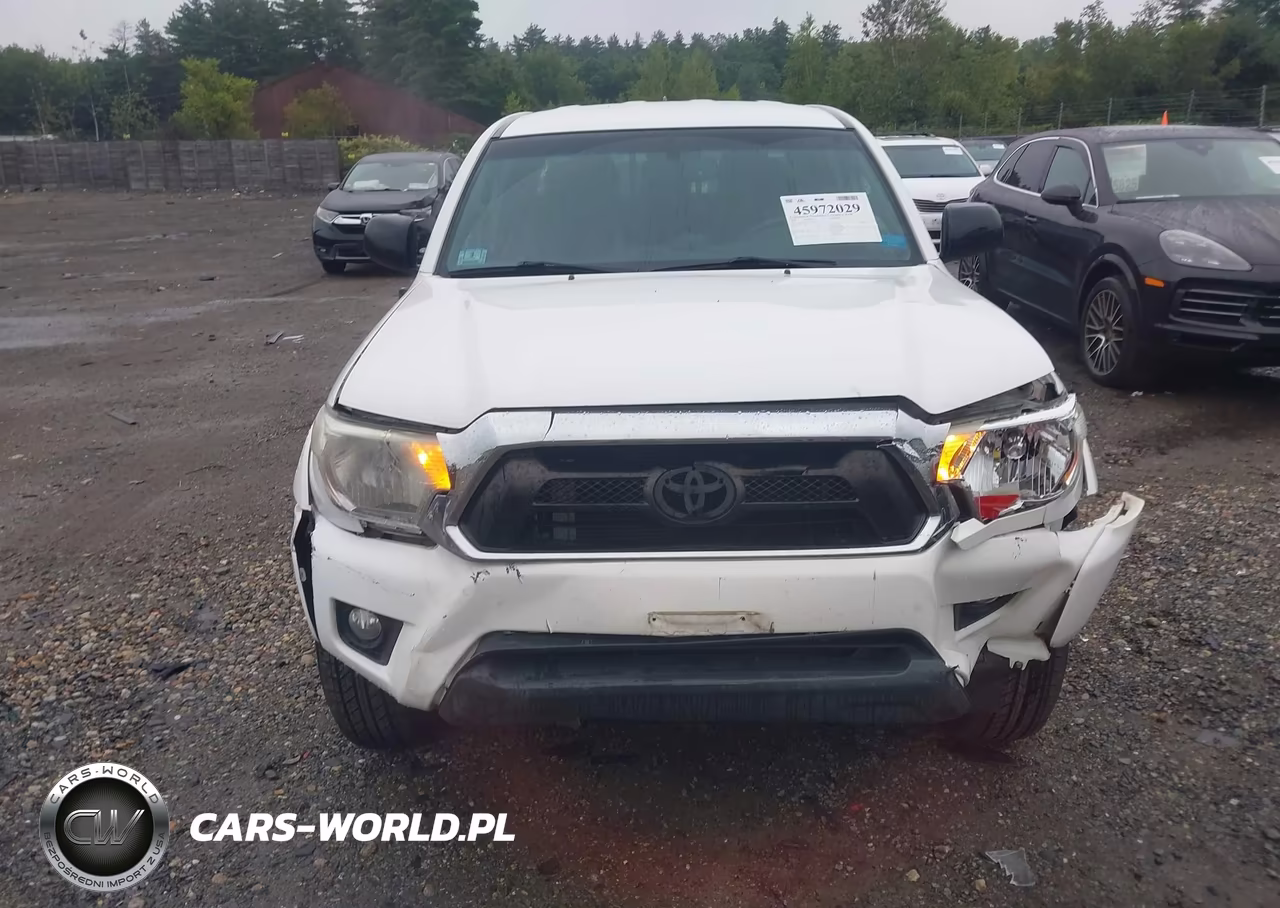 2012 Toyota Tacoma Base V6 VIN:3TMLU4EN9CM095009 - 12
