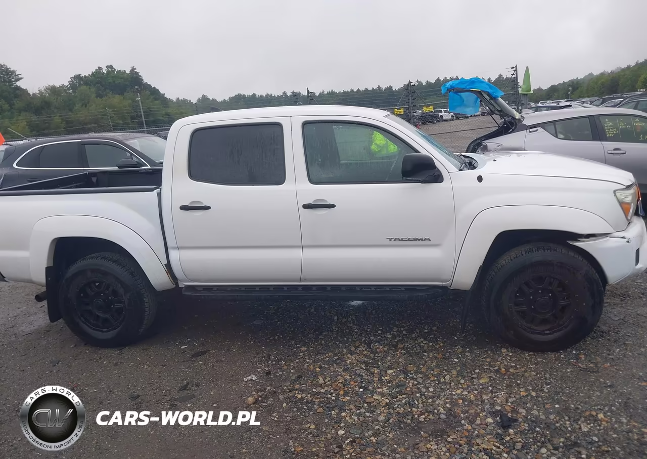 2012 Toyota Tacoma Base V6 VIN:3TMLU4EN9CM095009 - 13