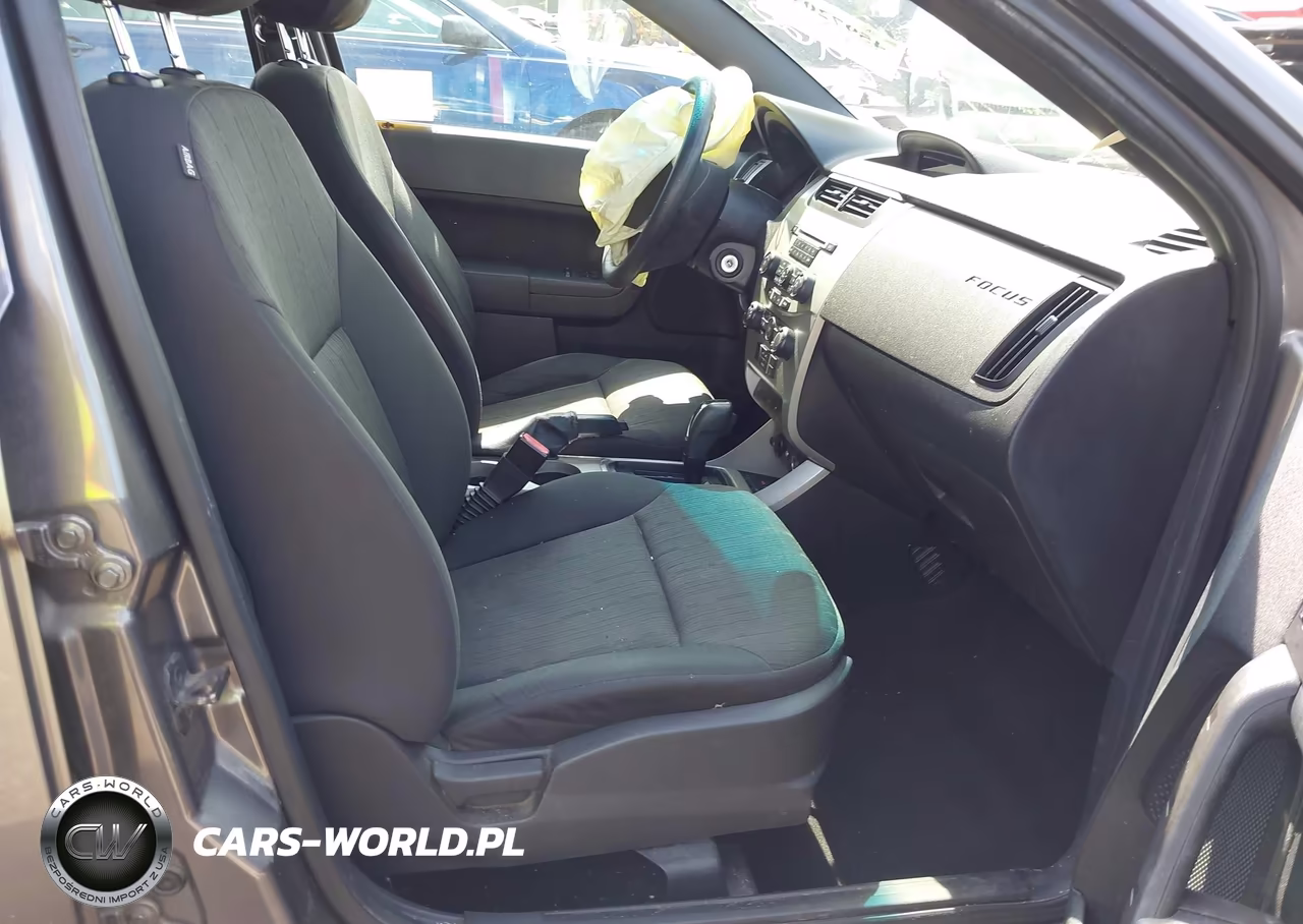 2010 Ford Focus Se VIN:1FAHP3FN3AW105963 - 5