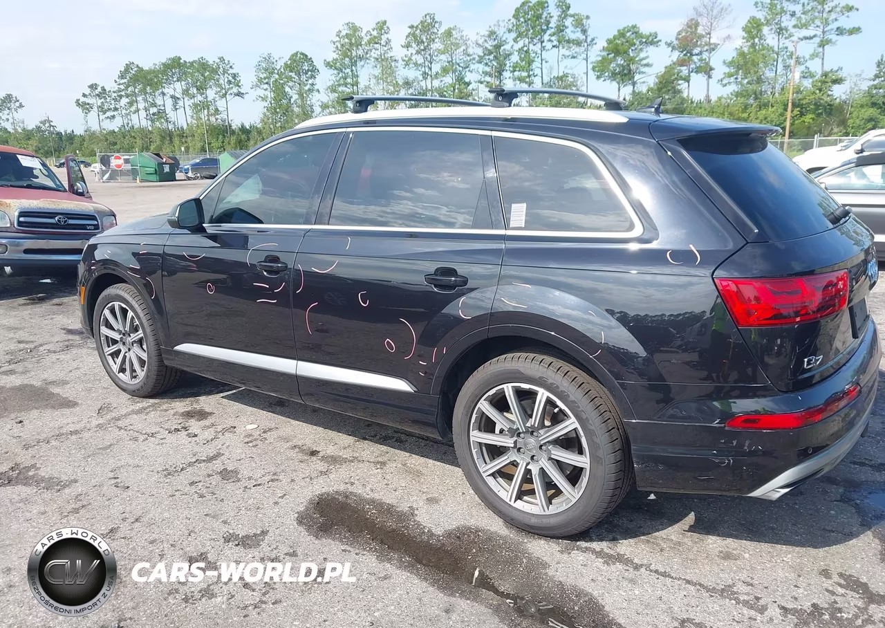 2019 Audi Q7 45 Premium VIN:WA1AHAF77KD022803 - 3
