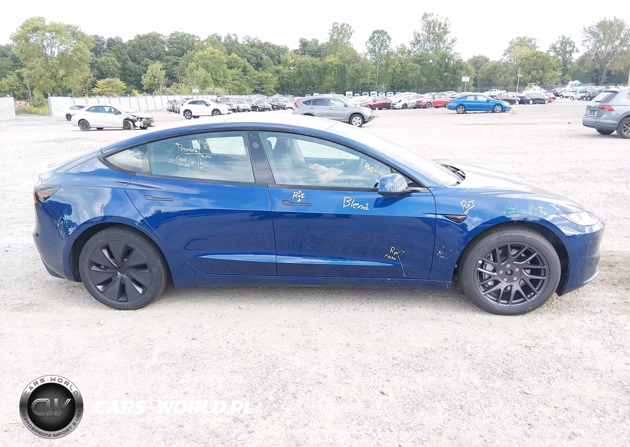 2025 Tesla Model 3 Long Range All-Wheel Drive VIN:5YJ3E1EB0SF904210 - 12