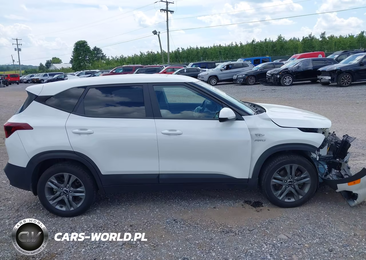 2022 Kia Seltos Lx VIN:KNDEPCAAXN7258647 - 14