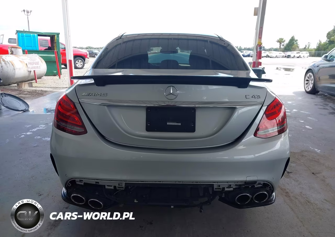 2017 Mercedes-Benz Amg C 43 4Matic VIN:55SWF6EB1HU200533 - 17