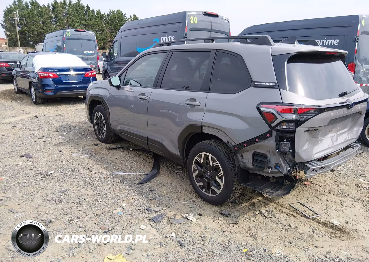 2025 Subaru Forester Premium VIN:JF2SLDDC4SH535768 - 3