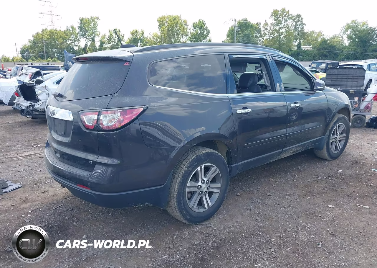 2017 Chevrolet Traverse 2Lt VIN:1GNKRHKD7HJ157647 - 4