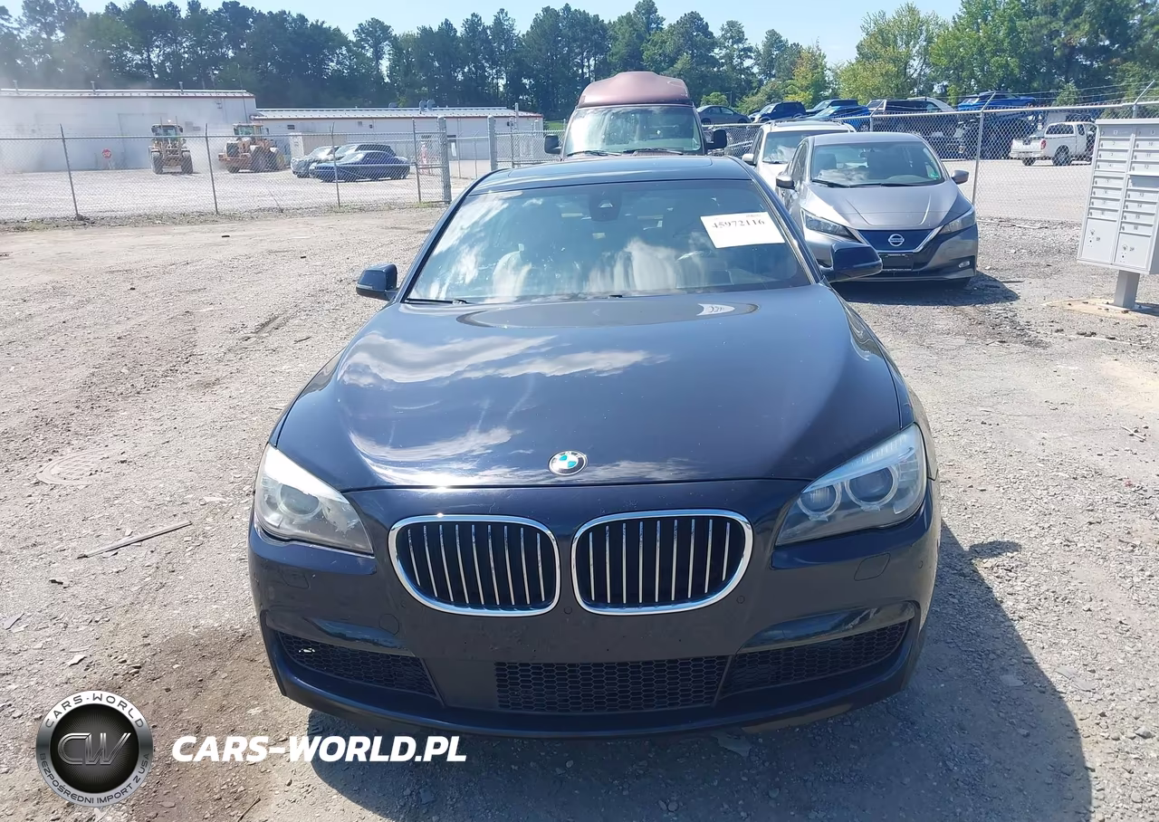 2015 BMW 740 Li VIN:WBAYE4C50FD946908 - 12