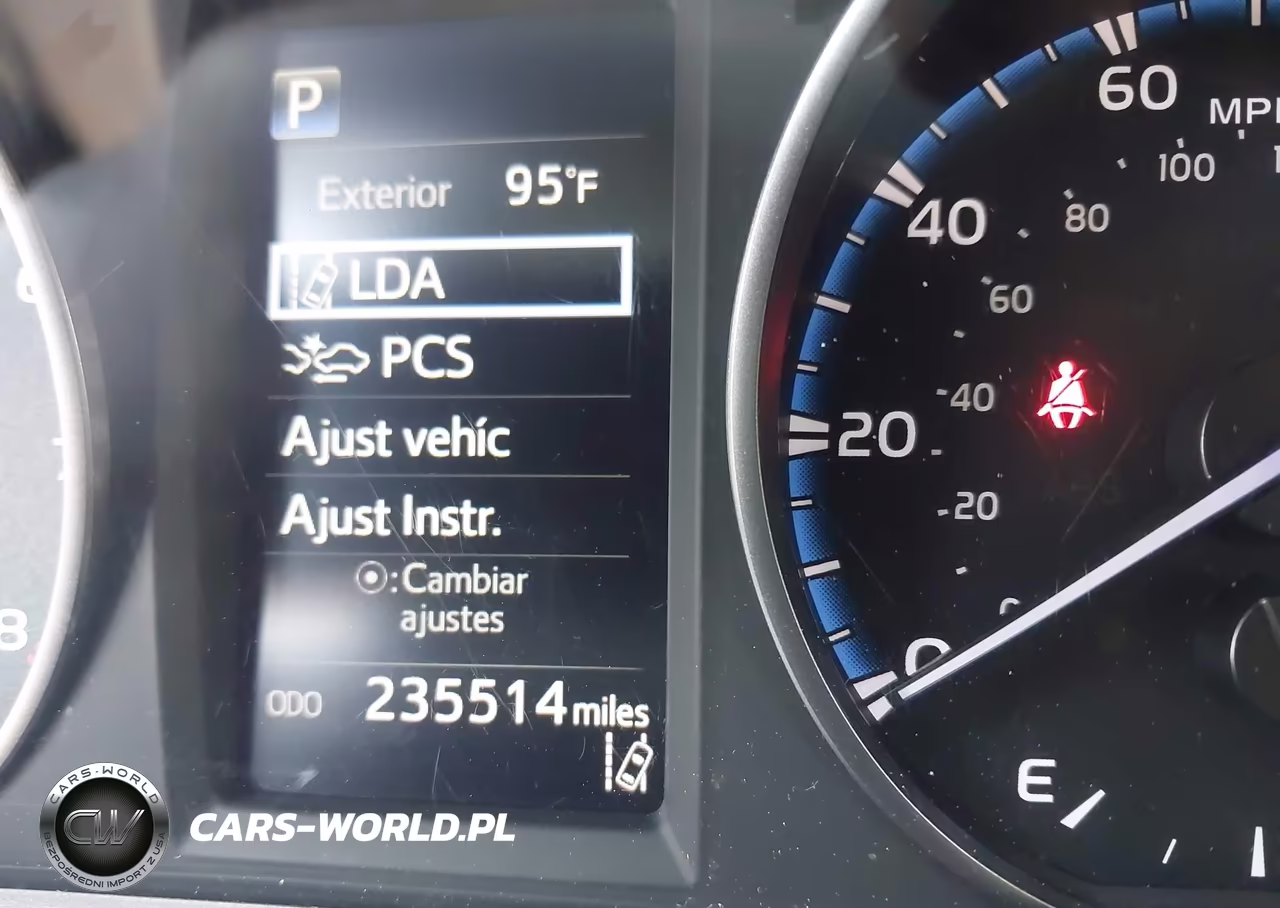 2018 Toyota Rav4 Le VIN:JTMZFREV4JJ187527 - 15