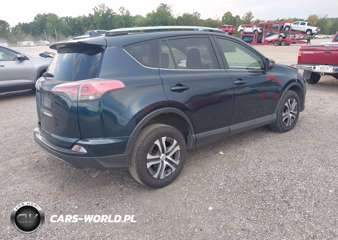 2018 Toyota Rav4 Le VIN:JTMZFREV4JJ187527 - 4