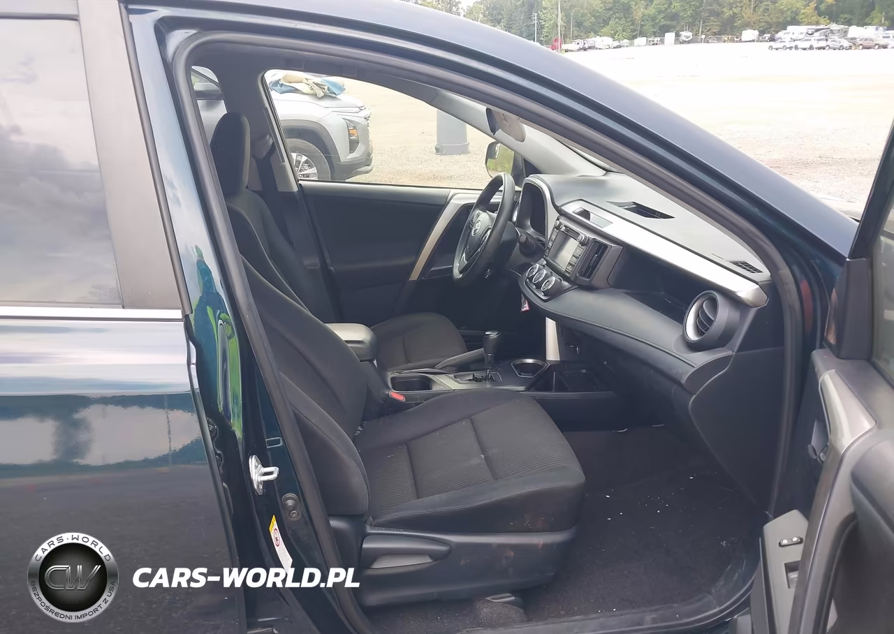 2018 Toyota Rav4 Le VIN:JTMZFREV4JJ187527 - 5