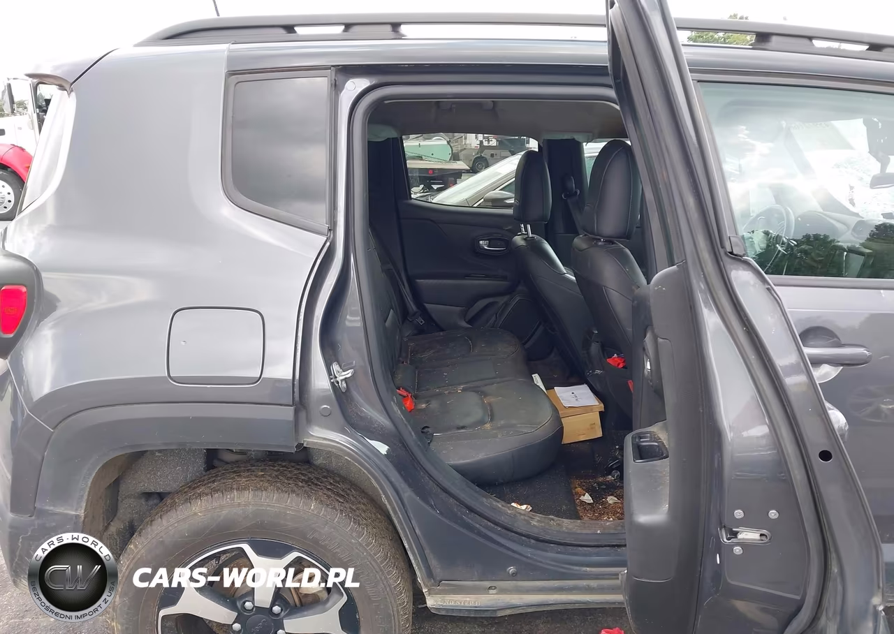 2022 Jeep Renegade Trailhawk 4X4 VIN:ZACNJDC15NPN82769 - 8