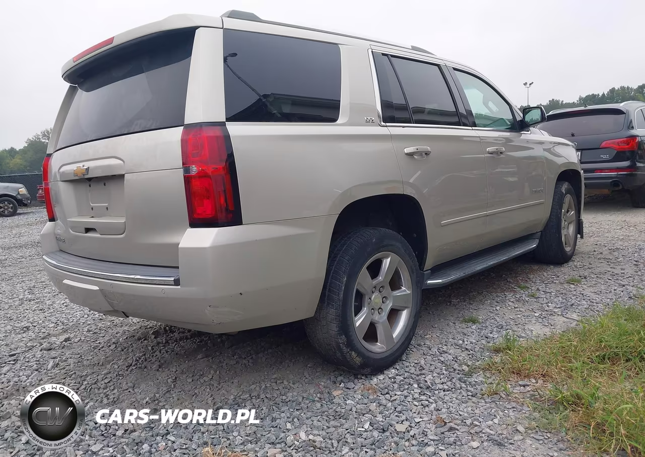 2016 Chevrolet Tahoe Ltz VIN:1GNSCCKC7GR453747 - 4