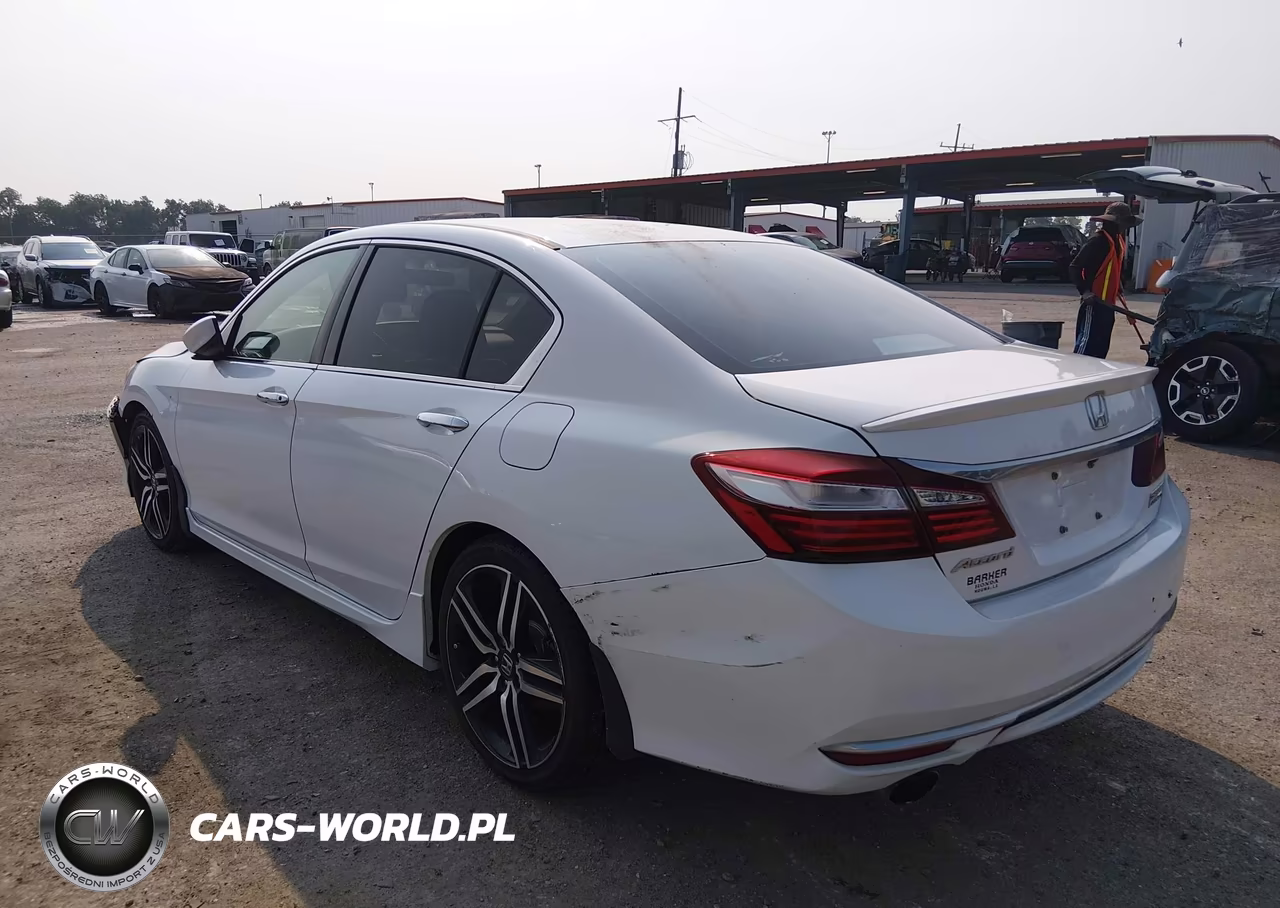 2017 Honda Accord Sport Se VIN:1HGCR2F1XHA113900 - 3
