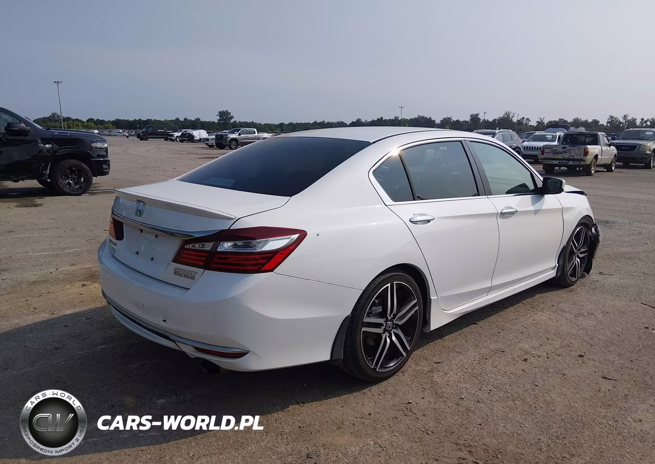 2017 Honda Accord Sport Se VIN:1HGCR2F1XHA113900 - 4