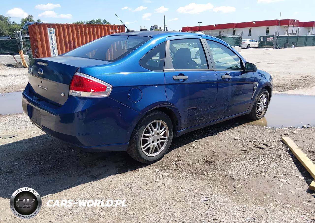 2008 Ford Focus Se-Ses VIN:1FAHP35N18W258952 - 4