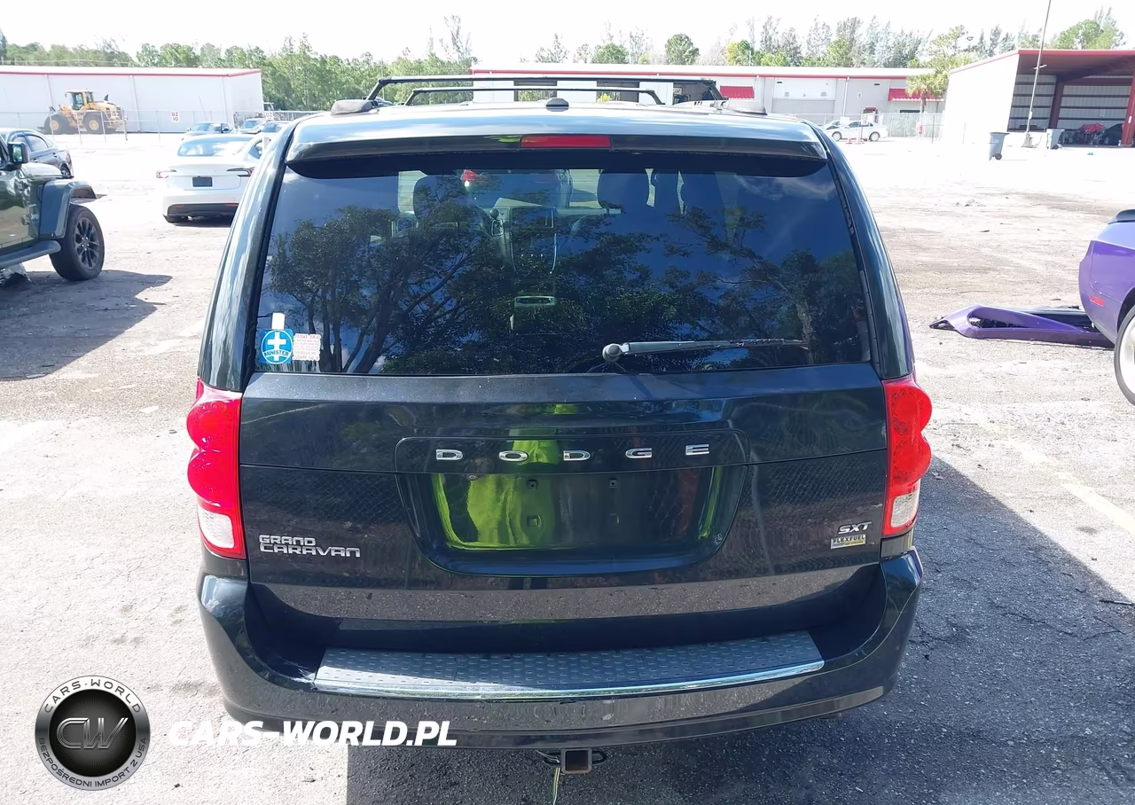 2017 Dodge Grand Caravan Sxt VIN:2C4RDGCG9HR671570 - 17