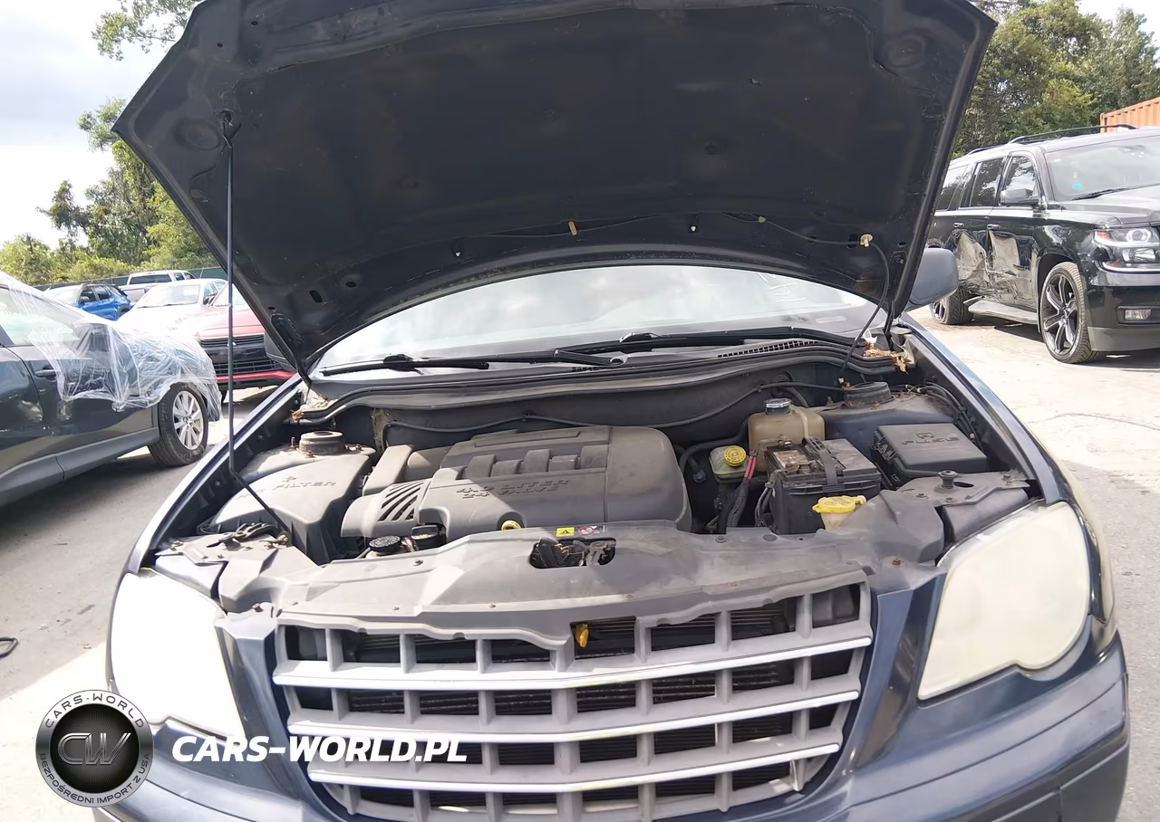 2008 Chrysler Pacifica Touring VIN:2A8GF68X08R143820 - 10