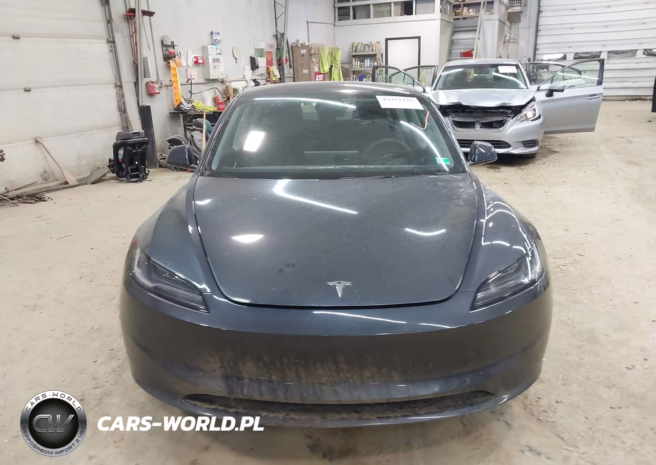 2025 Tesla Model 3 VIN:5YJ3E1EA8SF971970 - 12