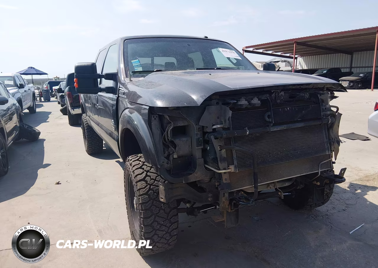2013 Ford F-250 Lariat – zdjęcie 1 z 18