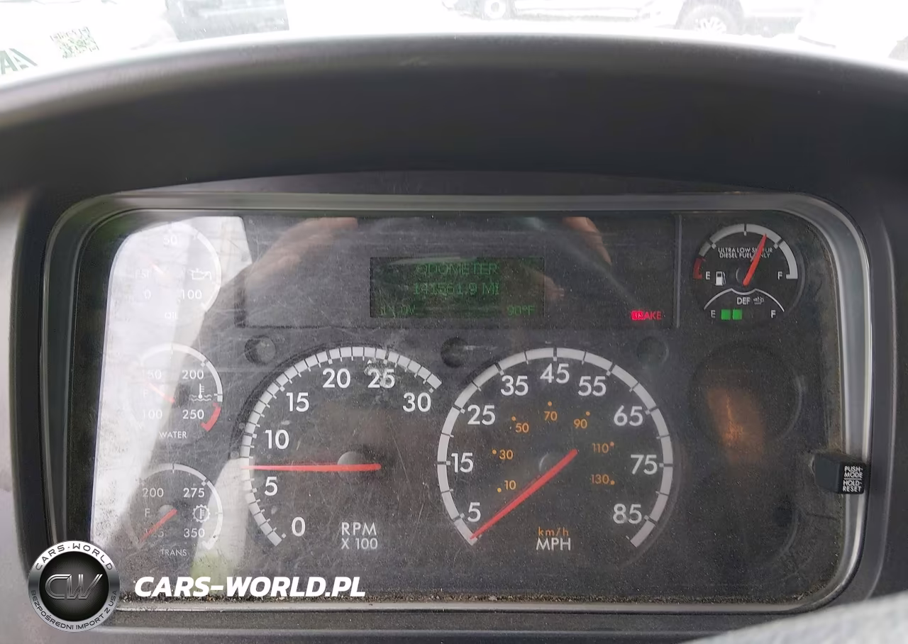 2017 Freightliner M2 106 VIN:1FVACWDU2HHJD5649 - 5