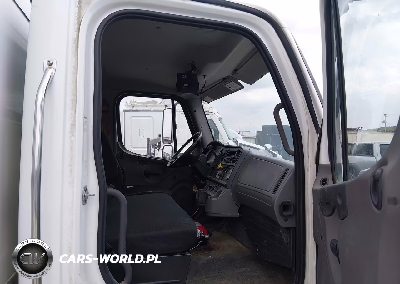 2017 Freightliner M2 106 VIN:1FVACWDU2HHJD5649 - 7