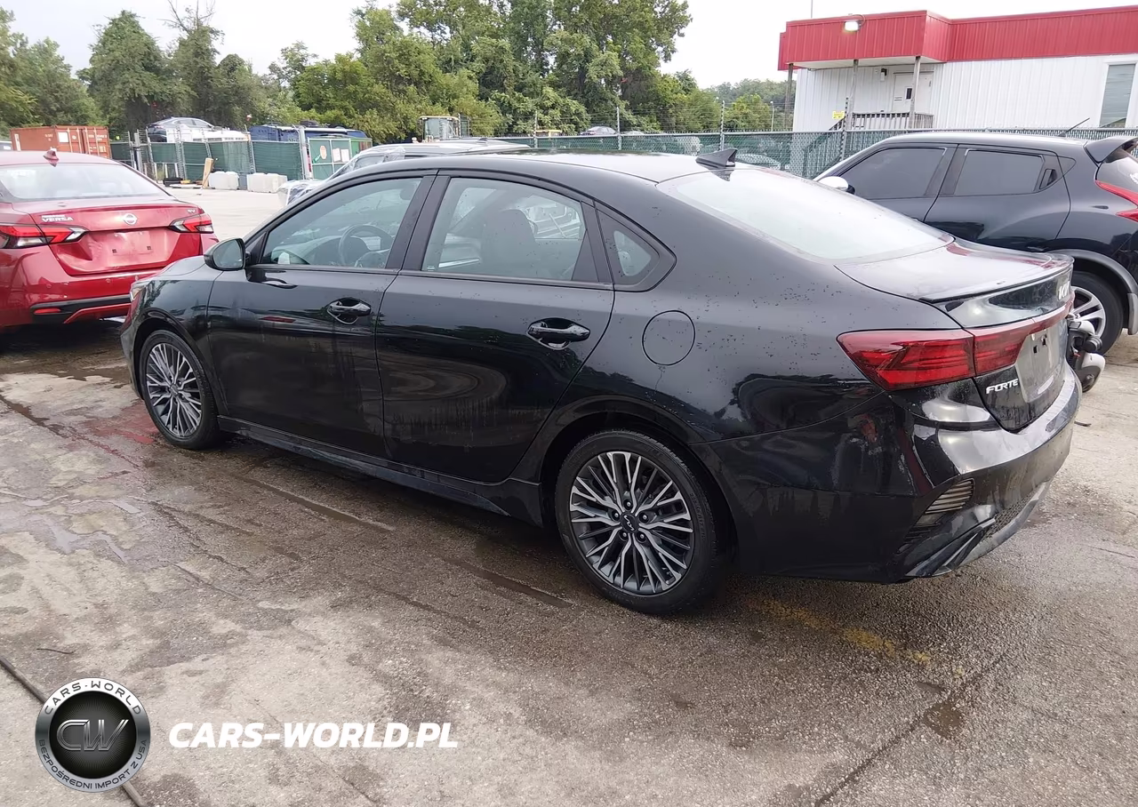2023 Kia Forte Gt-Line VIN:3KPF54AD6PE588217 - 3