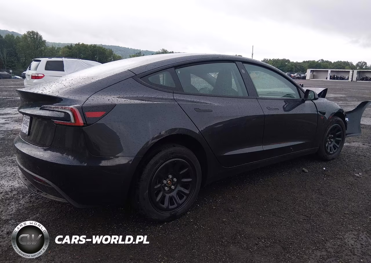 2026 Tesla Model 3 VIN:5YJ3E1EA6TF210775 - 4