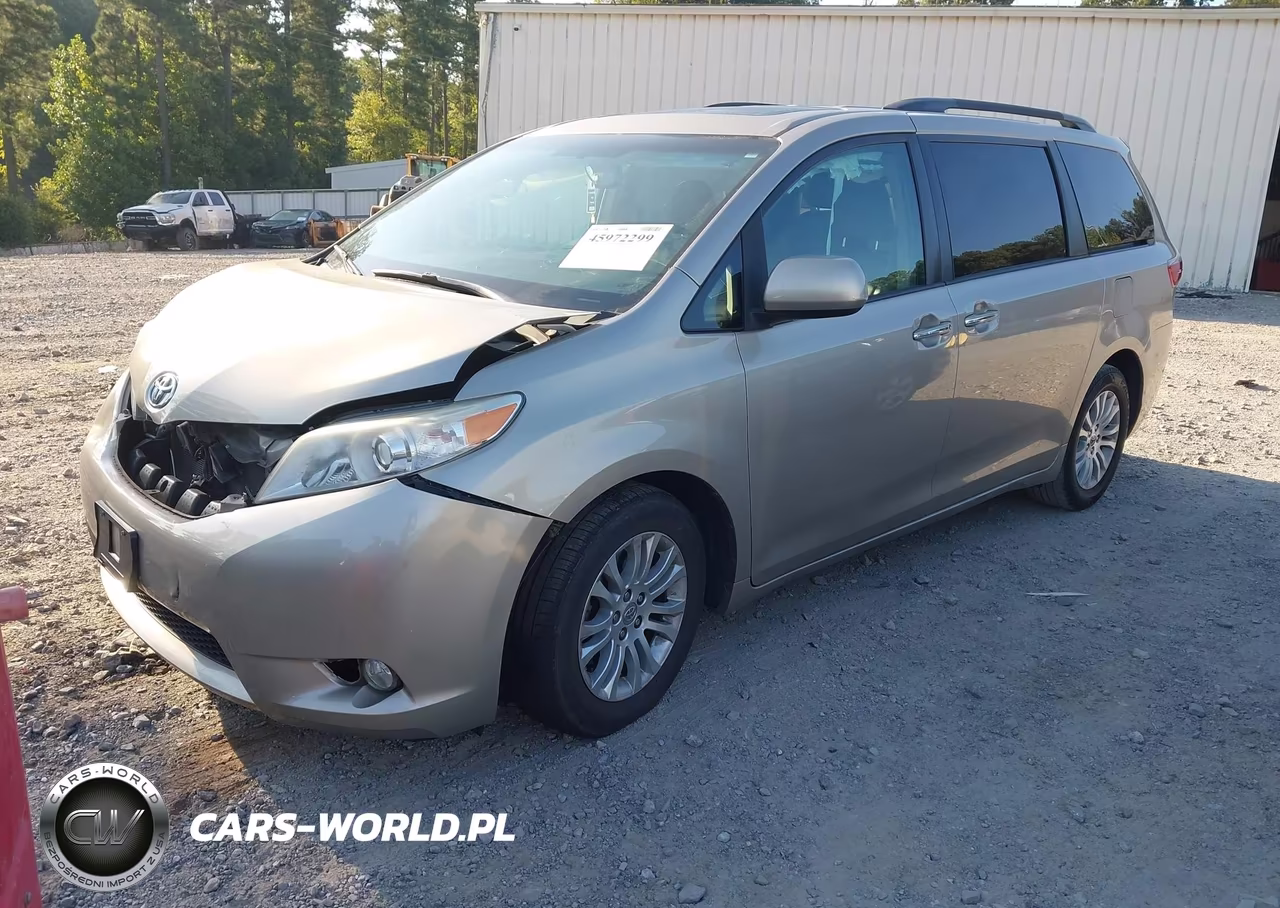 2016 Toyota Sienna Xle 8 Passenger VIN:5TDYK3DC1GS724287 - 2
