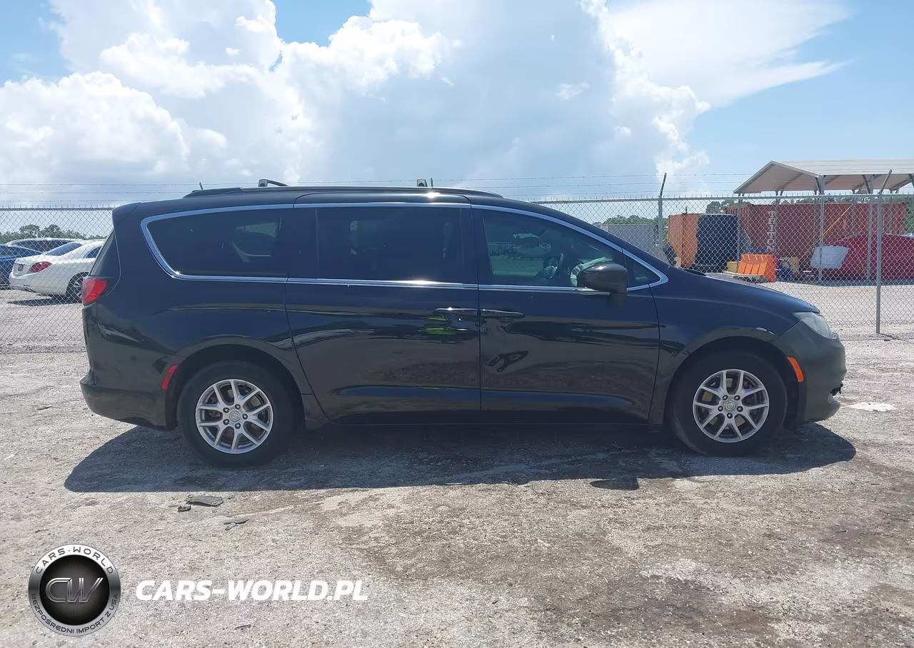 2020 Chrysler Voyager Lxi VIN:2C4RC1DG6LR148840 - 12