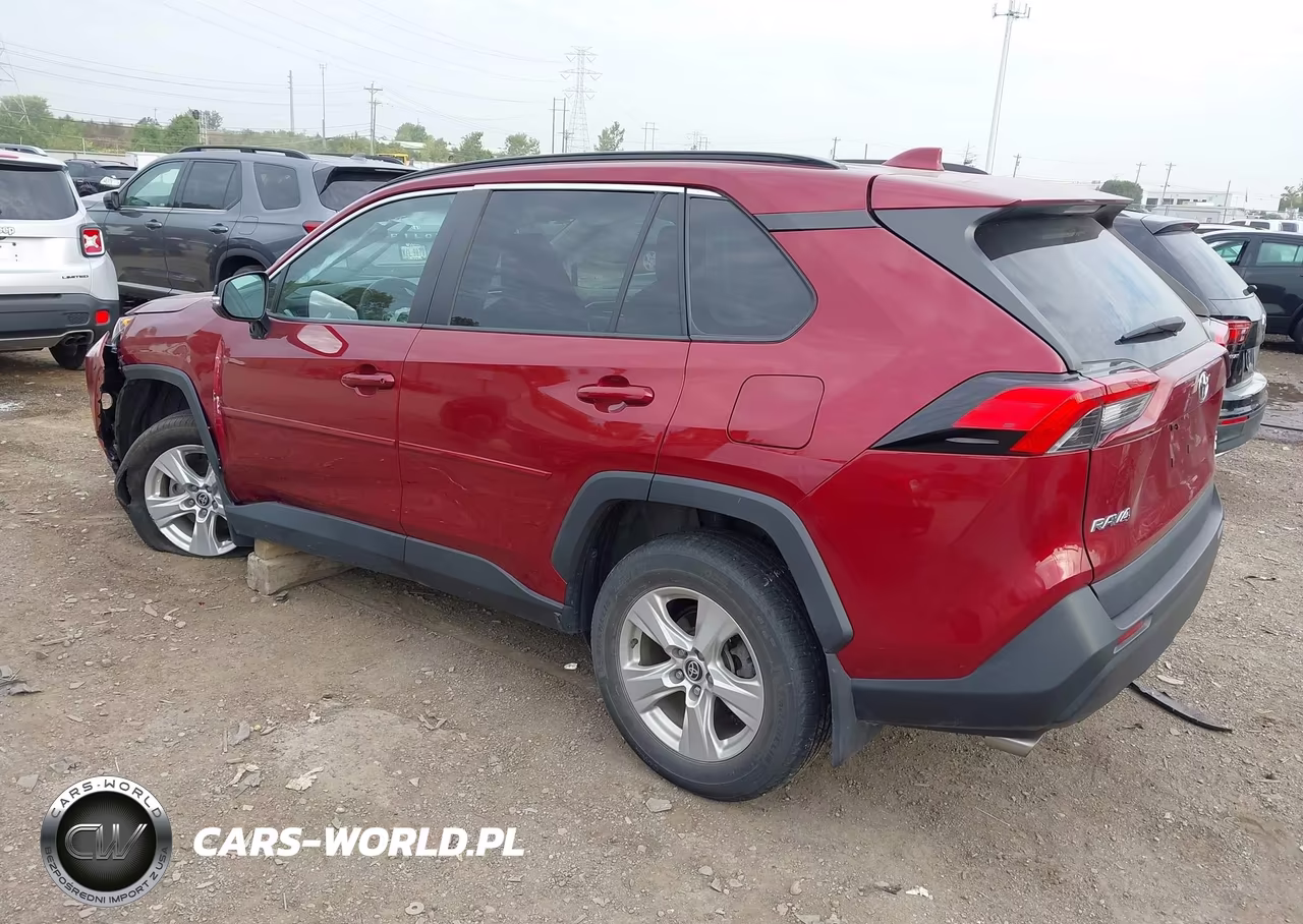 2021 Toyota Rav4 Xle VIN:2T3P1RFV8MW187329 - 3