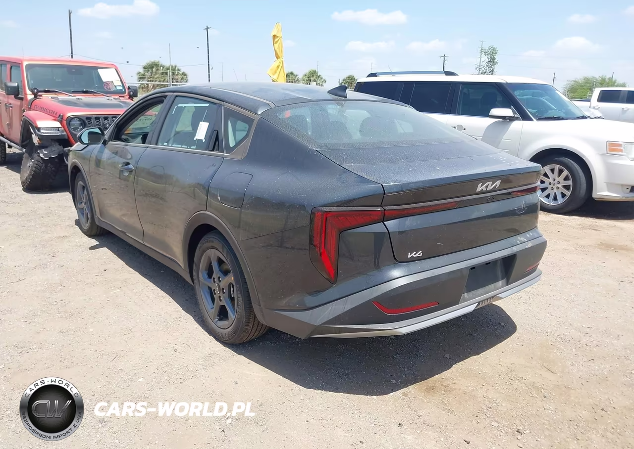 2025 Kia K4 Lxs VIN:3KPFT4DE3SE220189 - 3