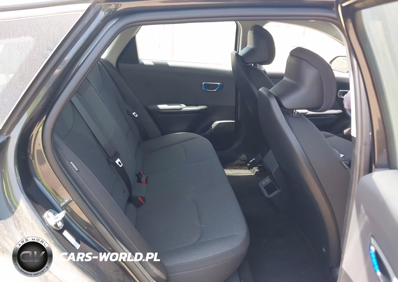 2025 Kia K4 Lxs VIN:3KPFT4DE3SE220189 - 8
