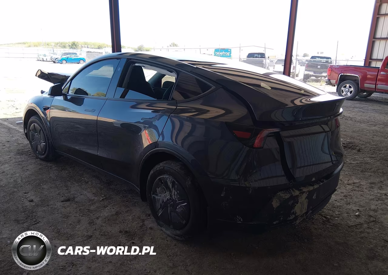 2026 Tesla Model Y All-Wheel Drive-Long Range Launch Series-Premium All-Wheel Drive VIN:7SAYGDEE1TA640461 - 3