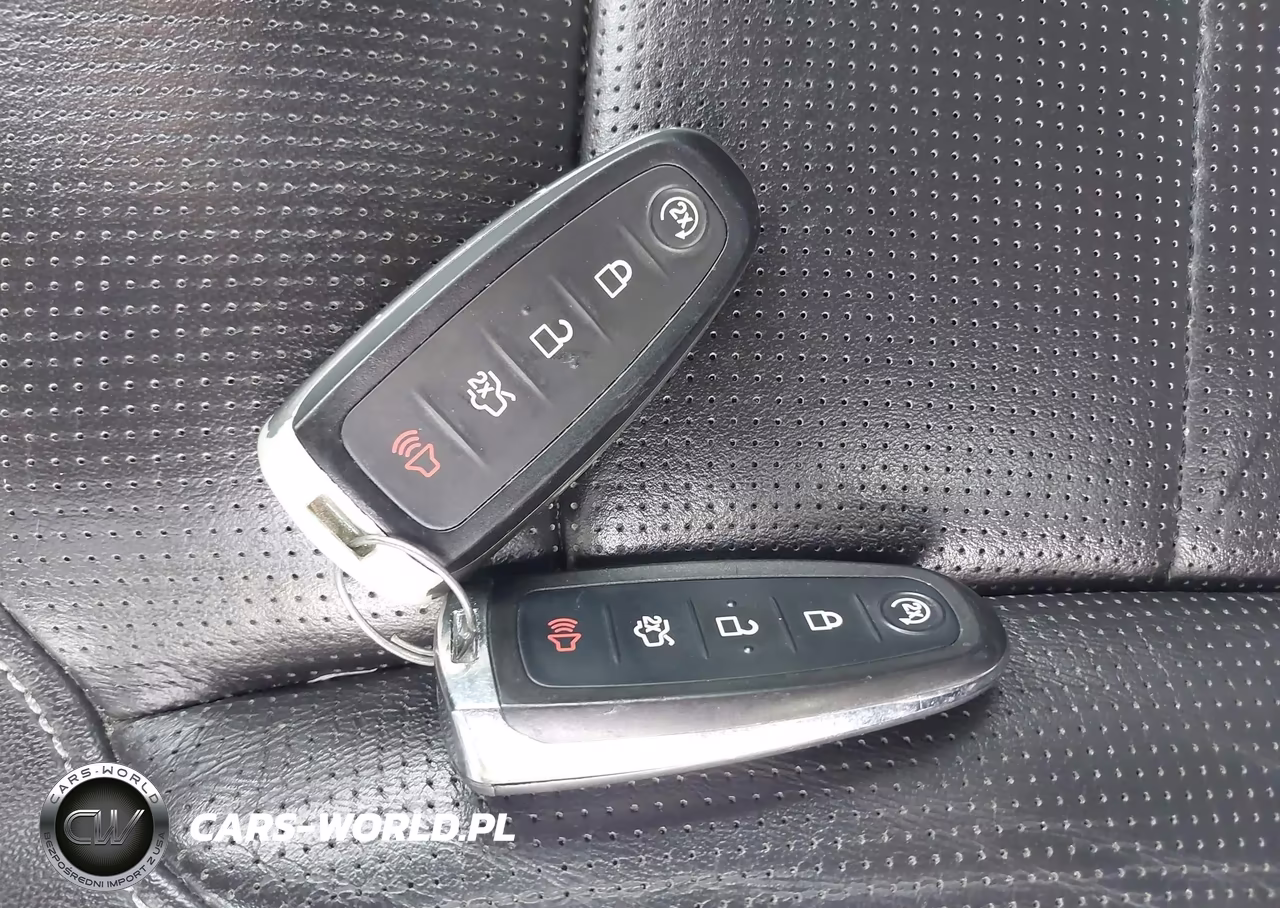 2019 Ford Taurus Limited VIN:1FAHP2J81KG116046 - 11