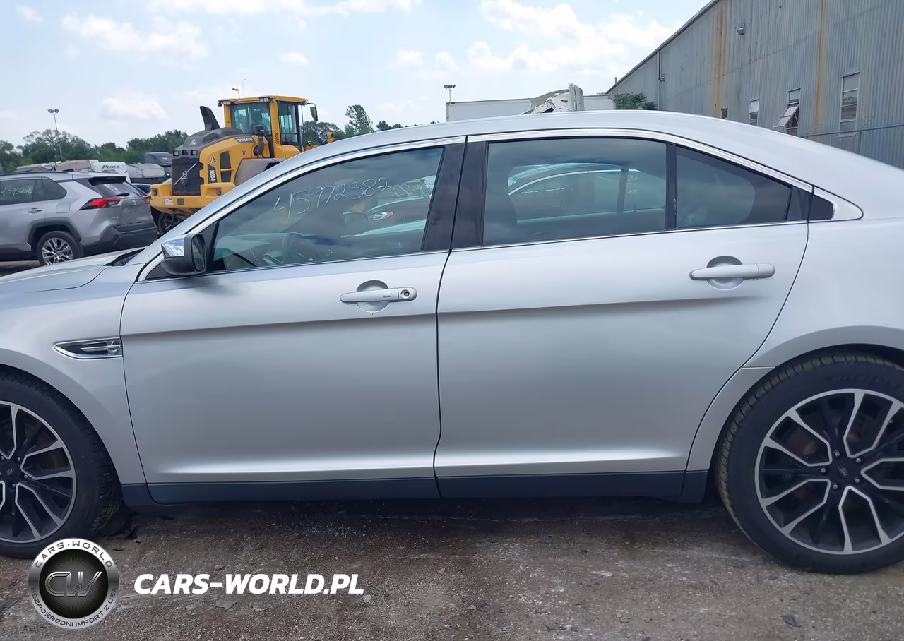 2019 Ford Taurus Limited VIN:1FAHP2J81KG116046 - 14
