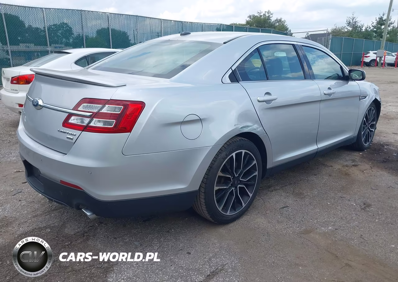 2019 Ford Taurus Limited VIN:1FAHP2J81KG116046 - 4