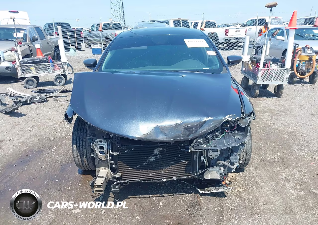 2017 Chrysler 200 Limited Platinum VIN:1C3CCCAG0HN510630 - 13