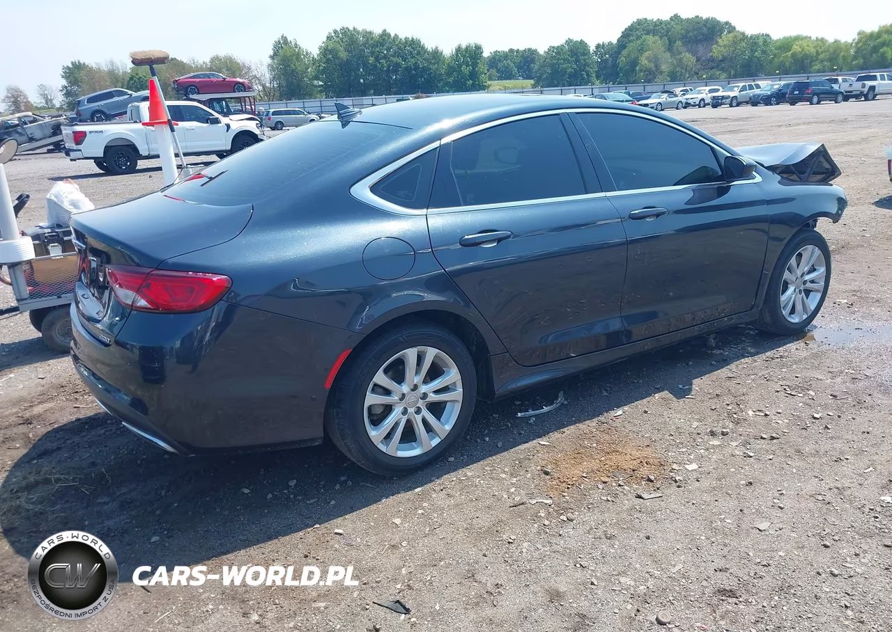 2017 Chrysler 200 Limited Platinum VIN:1C3CCCAG0HN510630 - 4