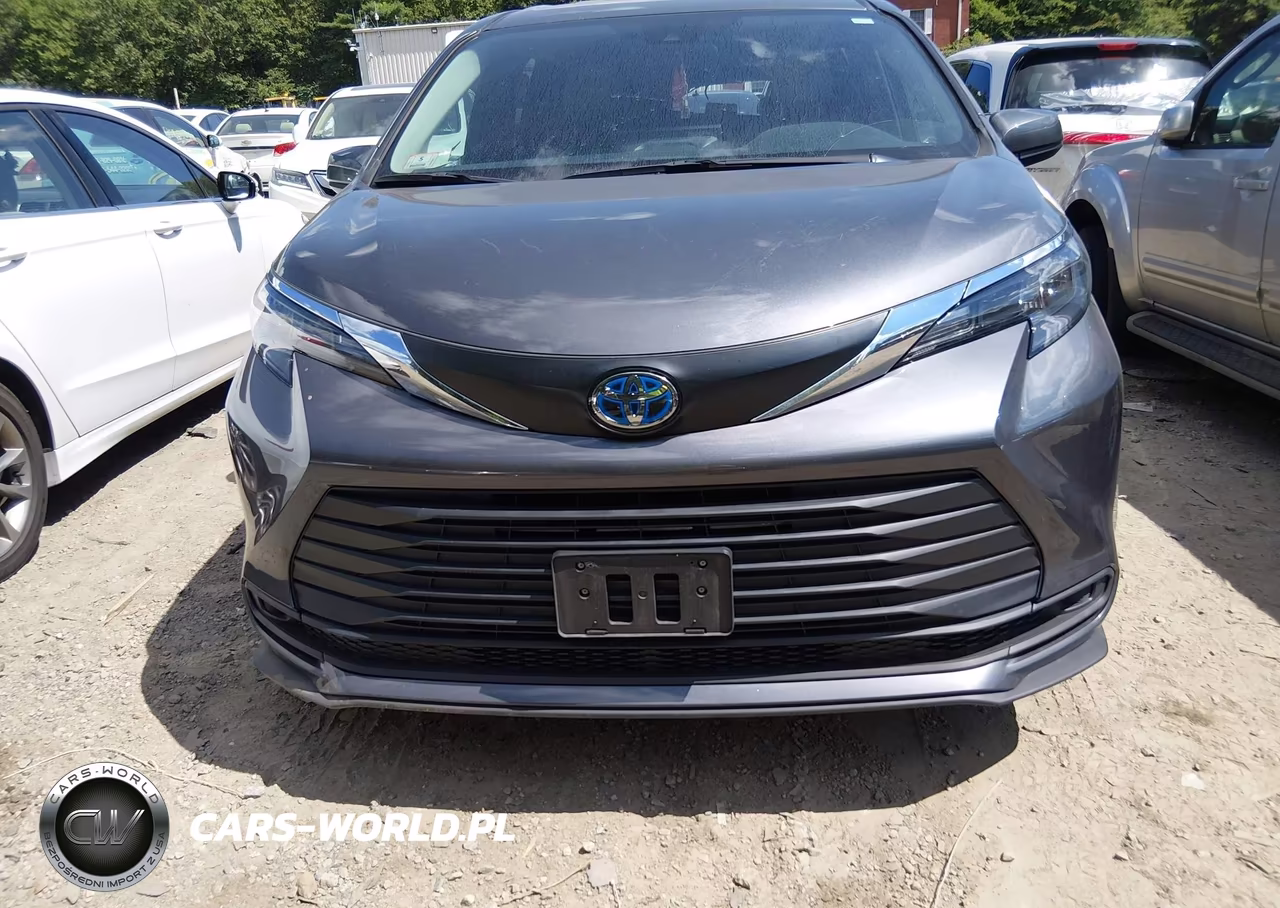 2025 Toyota Sienna Le VIN:5TDKRKECXSS257079 - 12