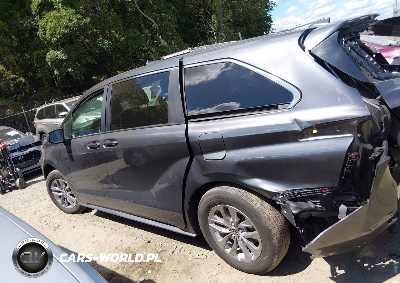 2025 Toyota Sienna Le VIN:5TDKRKECXSS257079 - 14