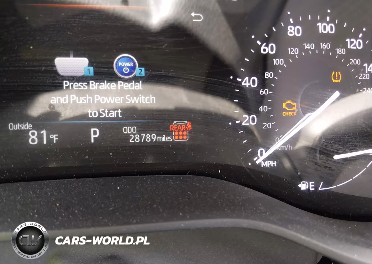 2025 Toyota Sienna Le VIN:5TDKRKECXSS257079 - 15