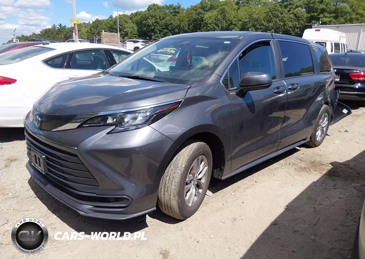 2025 Toyota Sienna Le VIN:5TDKRKECXSS257079 - 2