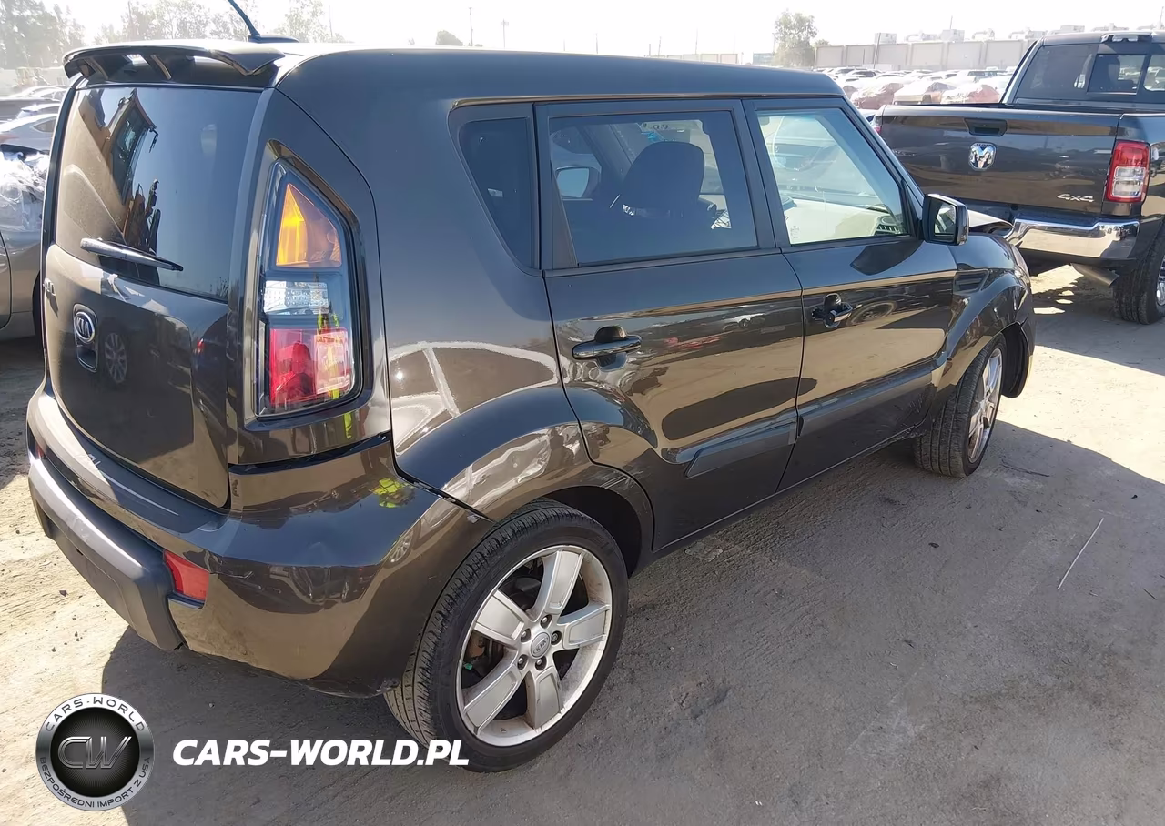 2011 Kia Soul ! VIN:KNDJT2A2XB7223289 - 4