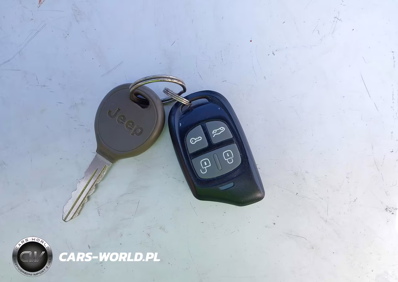 2000 Jeep Grand Cherokee Laredo VIN:1J4GW48N0YC106196 - 11