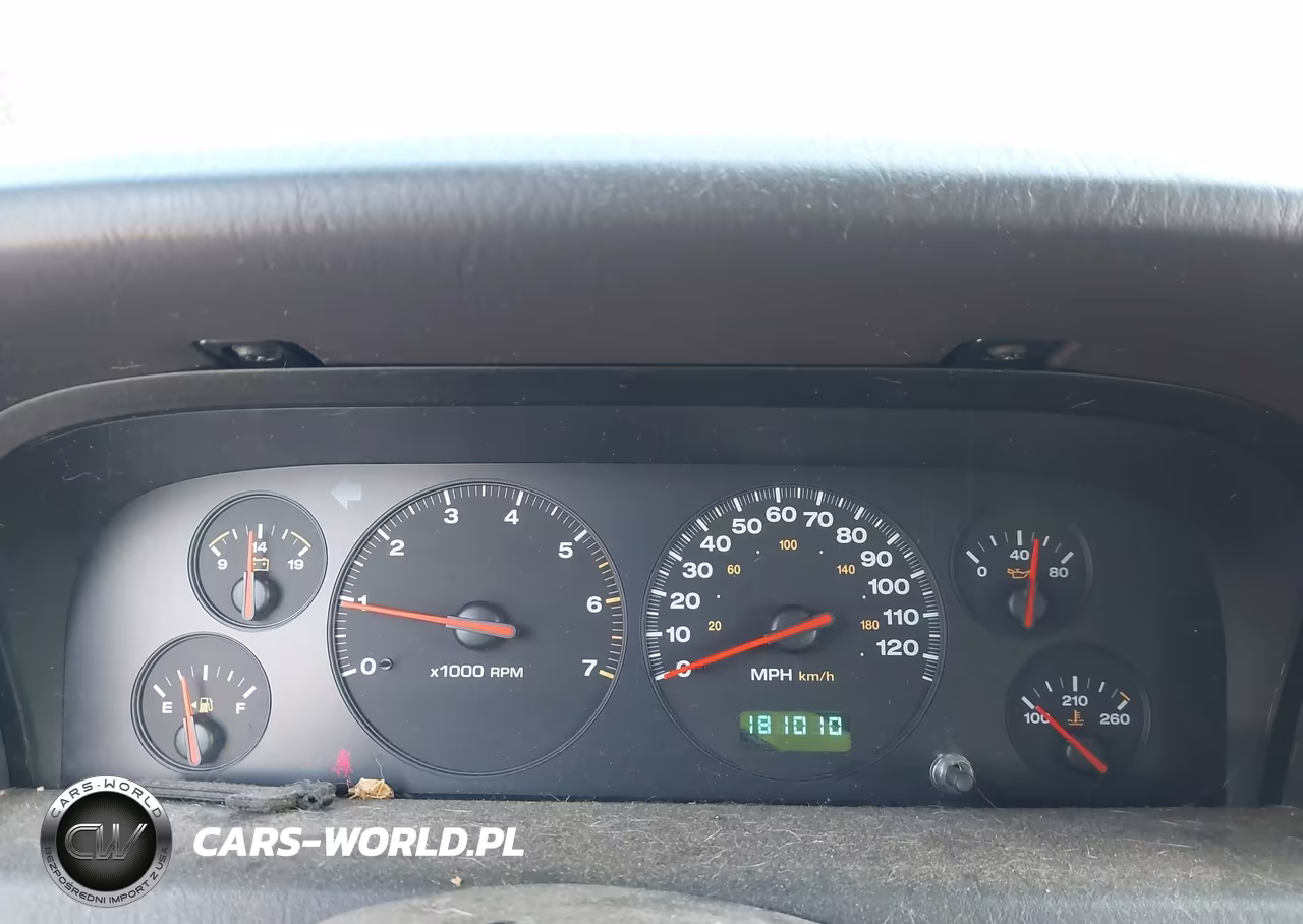 2000 Jeep Grand Cherokee Laredo VIN:1J4GW48N0YC106196 - 7