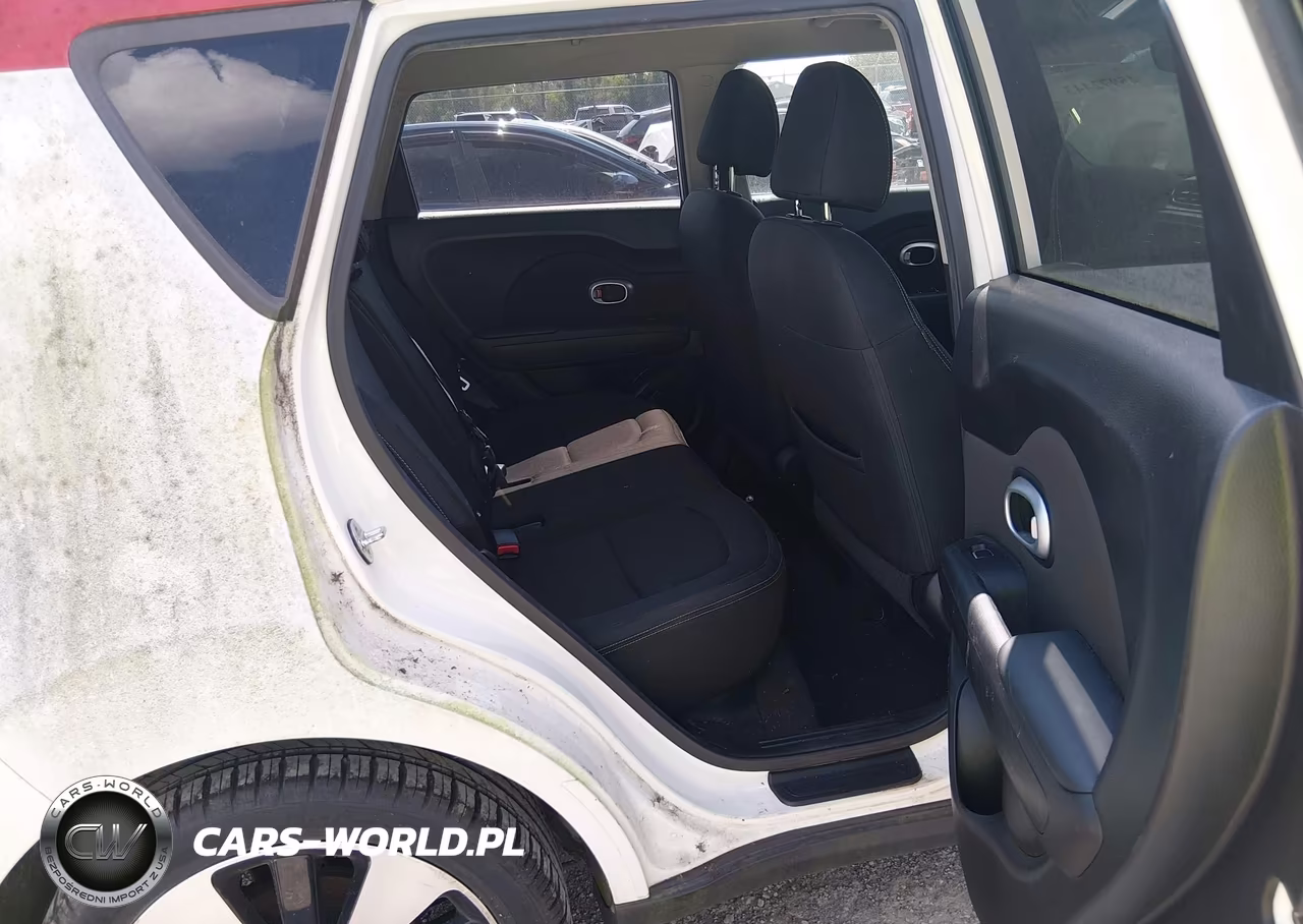 2017 Kia Soul + VIN:KNDJP3A55H7452332 - 8