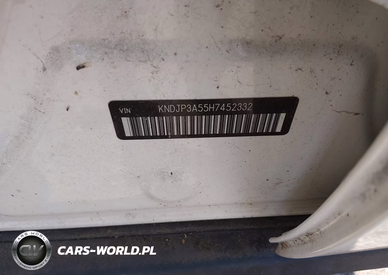 2017 Kia Soul + VIN:KNDJP3A55H7452332 - 9