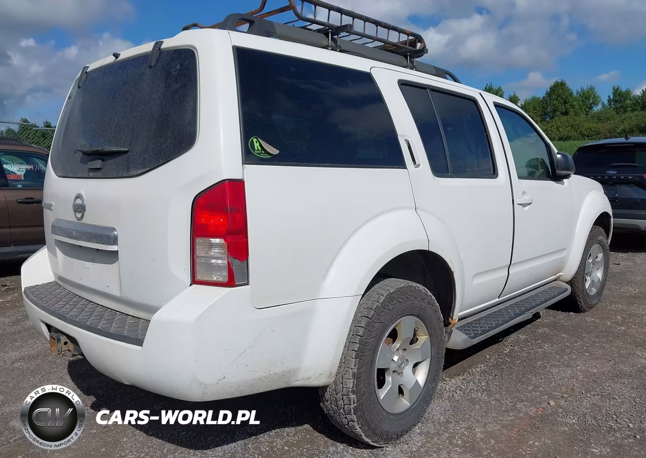 2011 Nissan Pathfinder S VIN:5N1AR1NB2BC611896 - 4