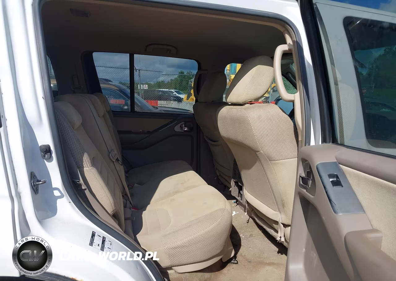 2011 Nissan Pathfinder S VIN:5N1AR1NB2BC611896 - 8