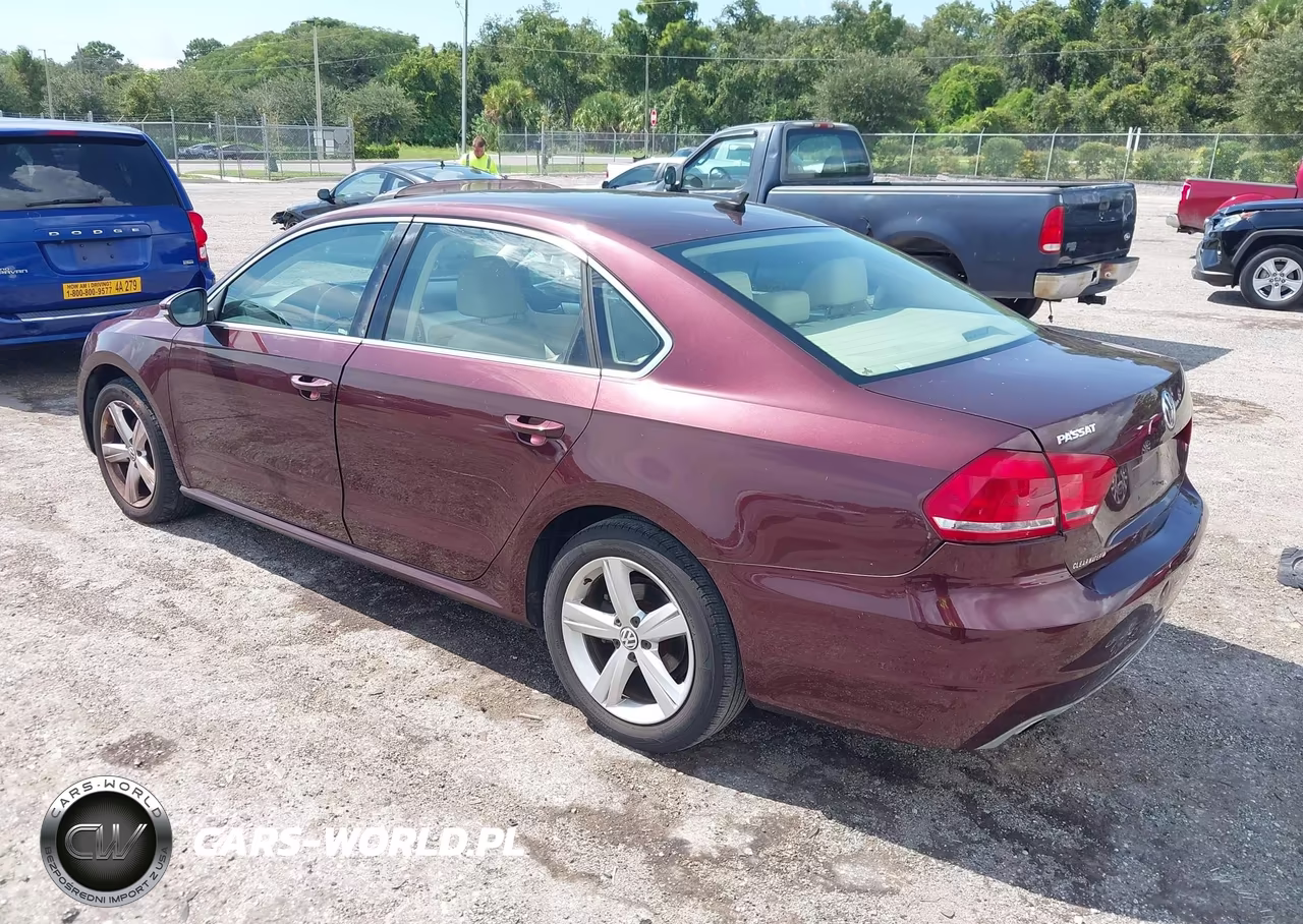 2012 Volkswagen Passat 2.0L Tdi Se VIN:1VWBN7A33CC064724 - 3